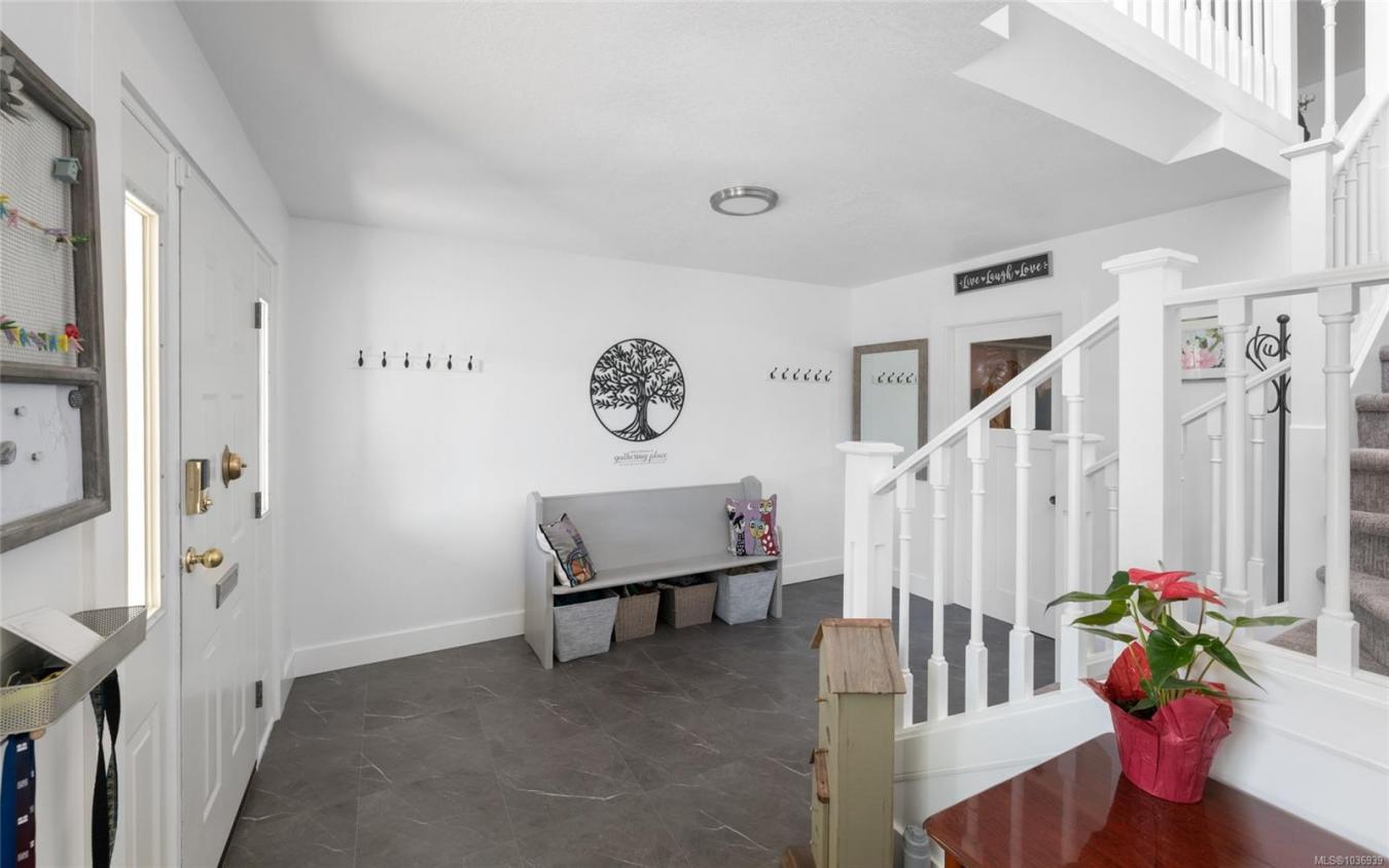 Duncan, Duncan, City of, V9L 2M4, Canada, 5 Bedrooms Bedrooms, ,4 BathroomsBathrooms,Residential,For Sale,2049771