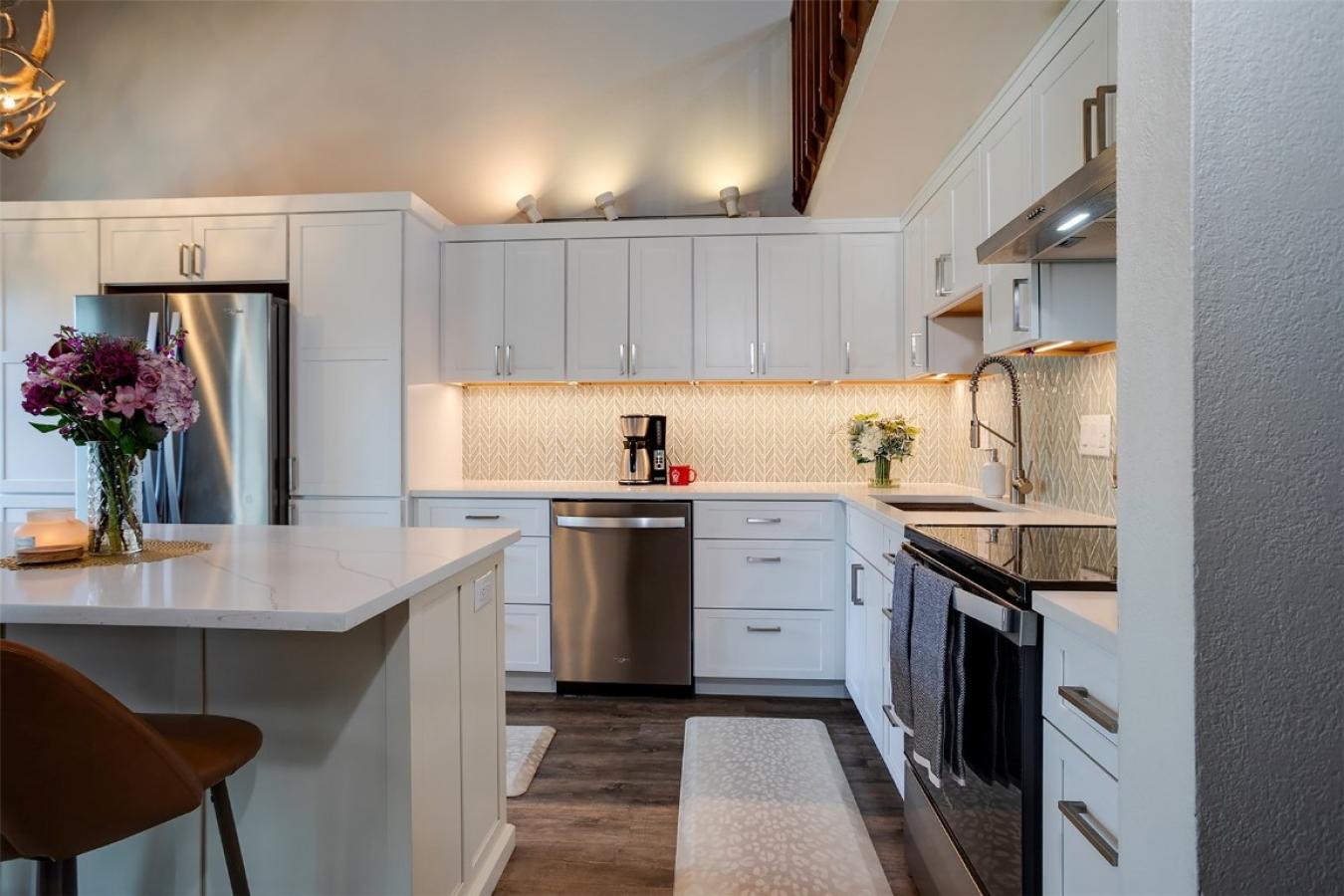 Steamboat Springs, Routt, 80487, United States, 3 Bedrooms Bedrooms, ,3 BathroomsBathrooms,Residential,For Sale,2049769