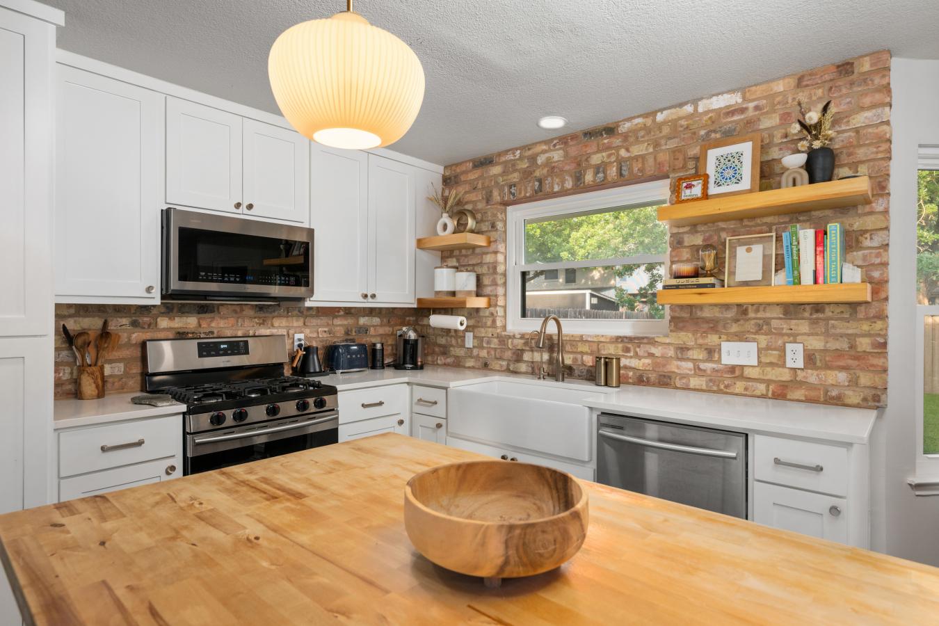 Austin, Travis, 78748, United States, 3 Bedrooms Bedrooms, ,2 BathroomsBathrooms,Residential,For Sale,2049766