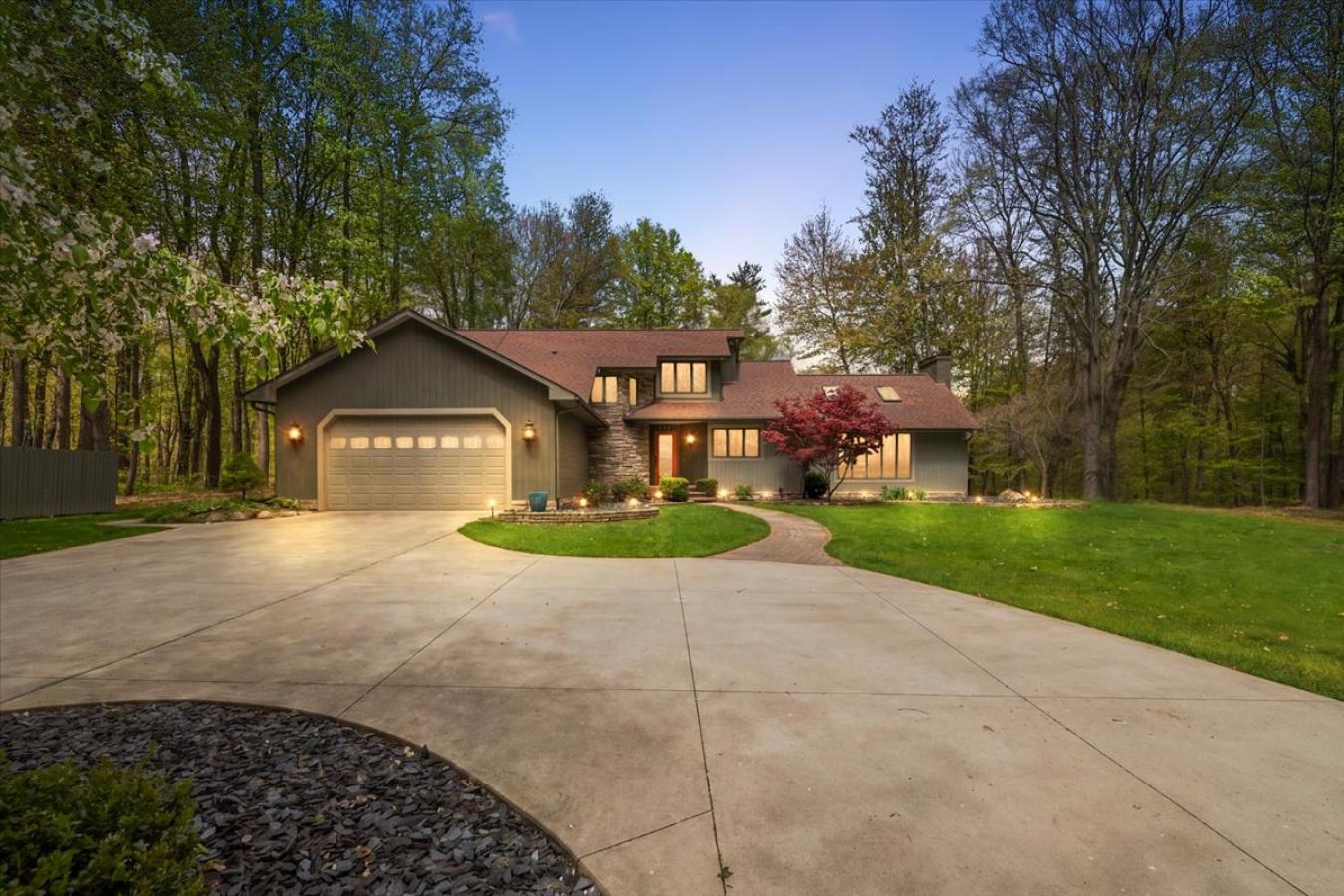 Oxford, Oxford Township, 48371, United States, 3 Bedrooms Bedrooms, ,2 BathroomsBathrooms,Residential,For Sale,2049765