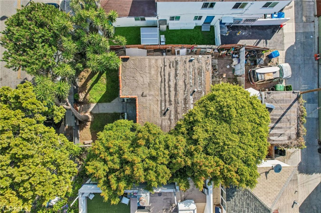 Santa Monica, Los Angeles, 90405, United States, 2 Bedrooms Bedrooms, ,1 BathroomBathrooms,Residential,For Sale,2049763