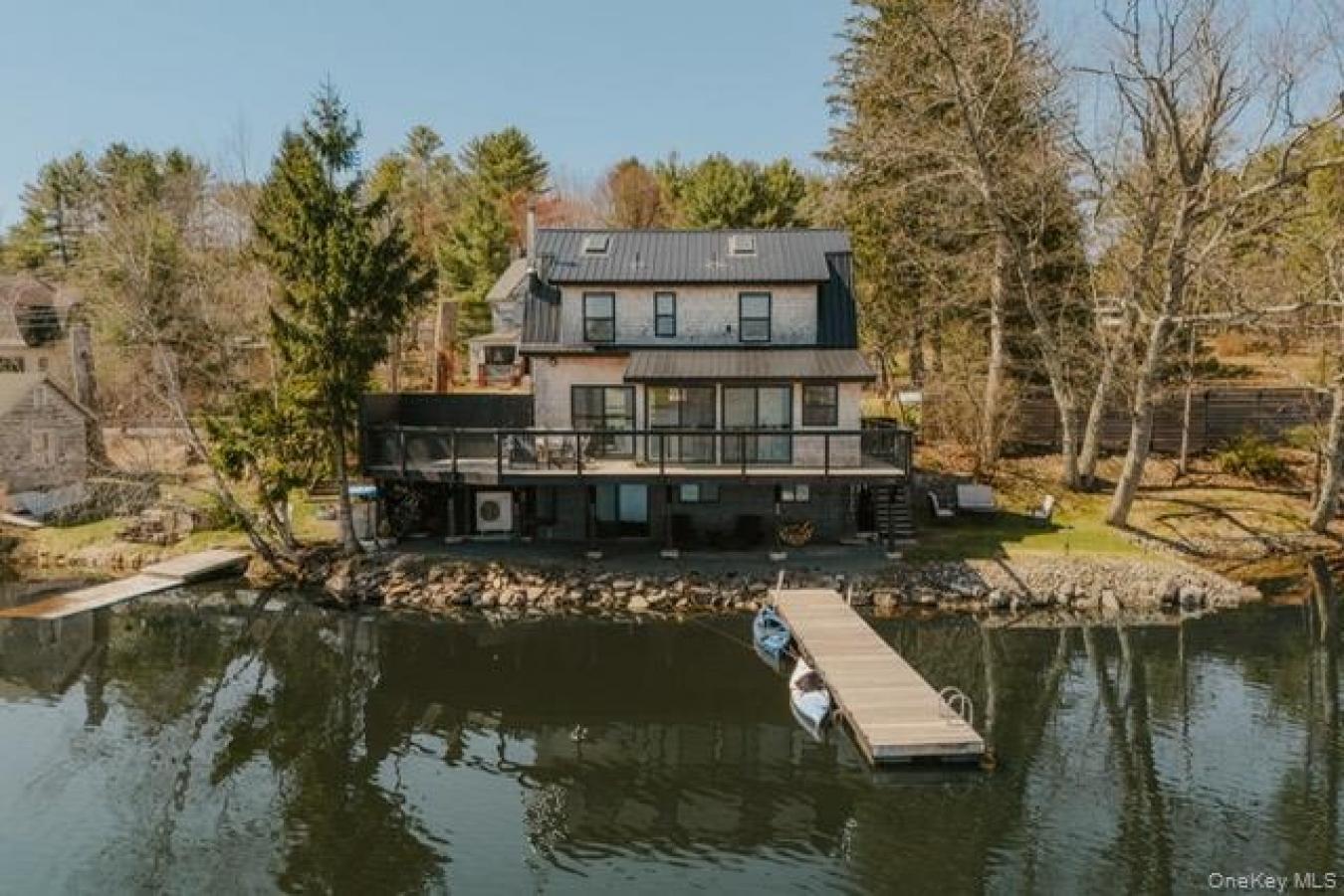 Lake Huntington, New York, 12752, United States, 3 Bedrooms Bedrooms, ,1 BathroomBathrooms,Residential,For Sale,2049761