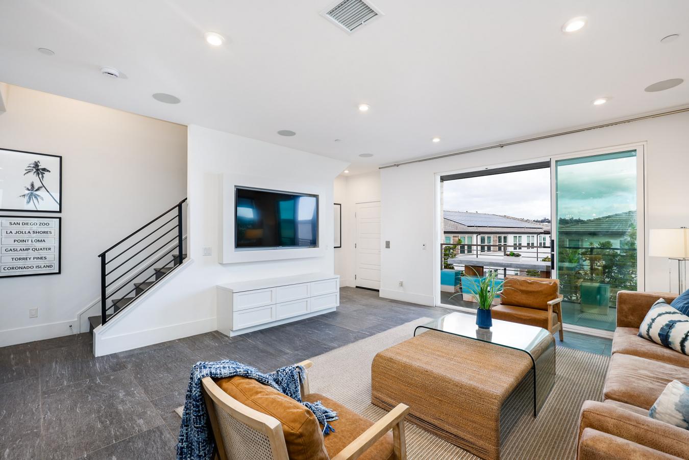 San Diego, California, 92108, United States, 4 Bedrooms Bedrooms, ,3 BathroomsBathrooms,Residential,For Sale,2049759