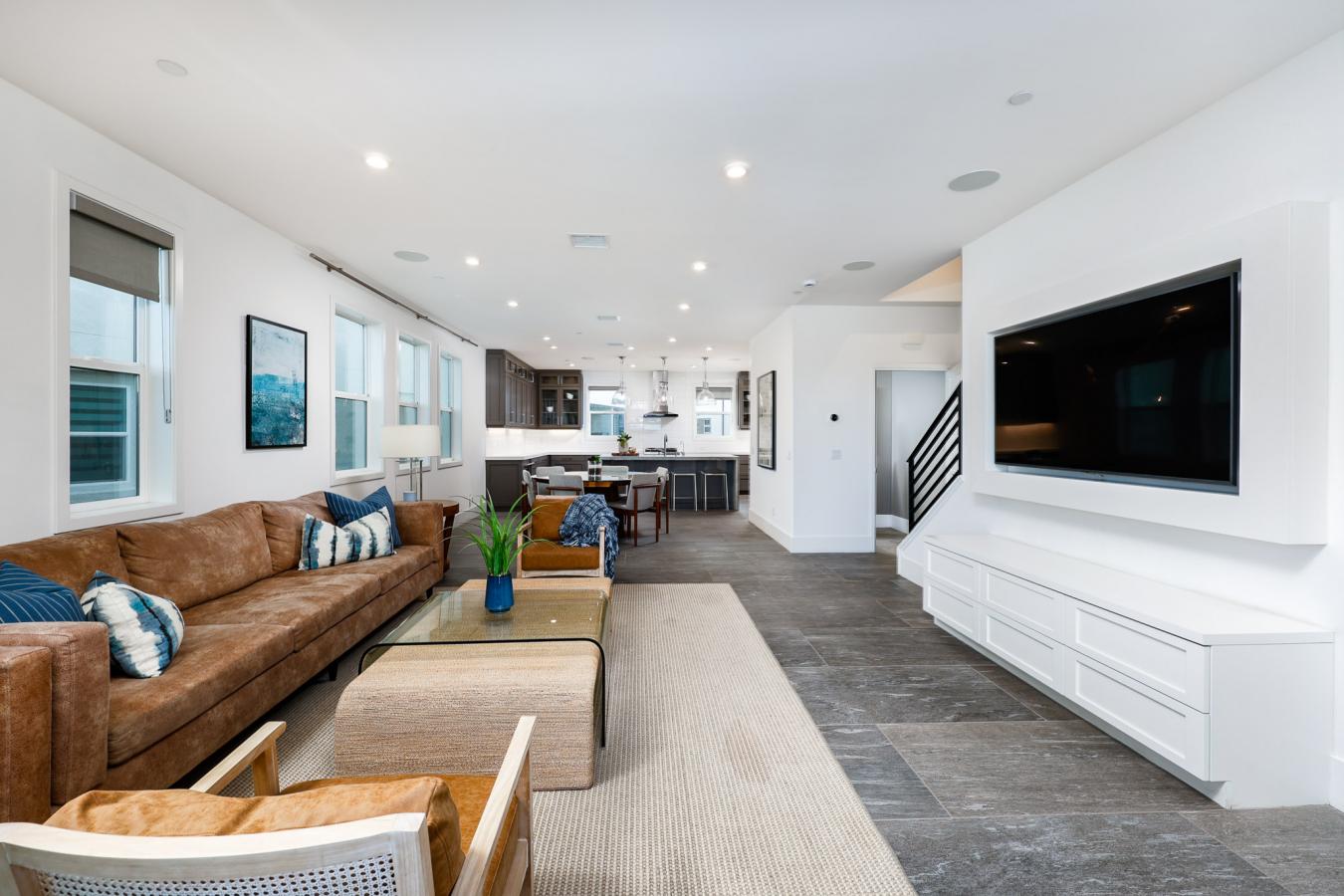 San Diego, California, 92108, United States, 4 Bedrooms Bedrooms, ,3 BathroomsBathrooms,Residential,For Sale,2049759
