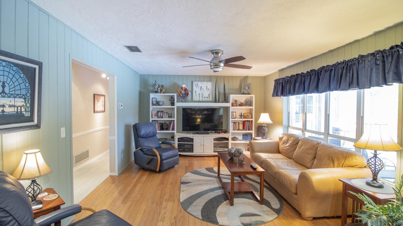 13132 108th Avenue N, Seminole, FL, 33774, United States, 4 Bedrooms Bedrooms, ,3 BathroomsBathrooms,Residential,For Sale,13132 108th Avenue N,1163485