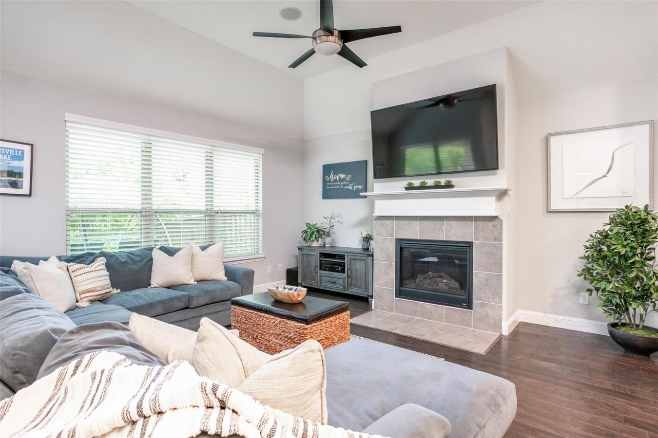 The Colony, Denton, 75056, United States, 4 Bedrooms Bedrooms, ,3 BathroomsBathrooms,Residential,For Sale,2049755