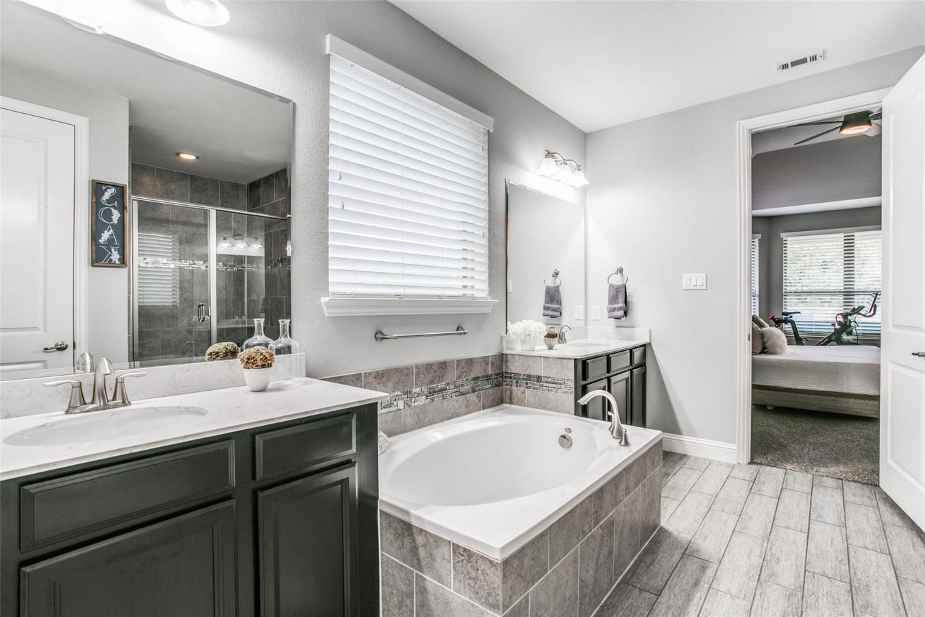 The Colony, Denton, 75056, United States, 4 Bedrooms Bedrooms, ,3 BathroomsBathrooms,Residential,For Sale,2049755