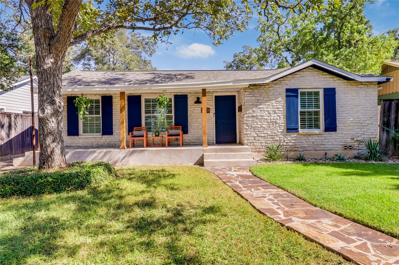 Austin, Travis, 78731, United States, 4 Bedrooms Bedrooms, ,3 BathroomsBathrooms,Residential,For Sale,2049749