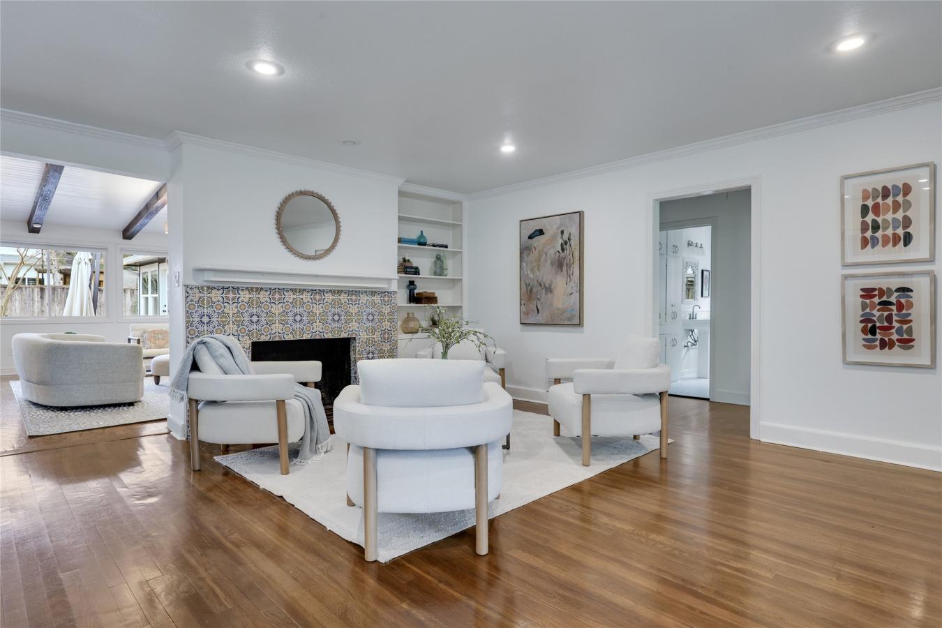 Austin, Travis, 78731, United States, 4 Bedrooms Bedrooms, ,3 BathroomsBathrooms,Residential,For Sale,2049749