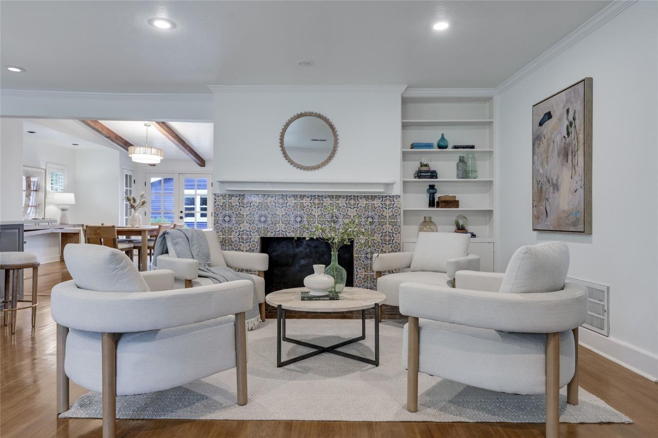 Austin, Travis, 78731, United States, 4 Bedrooms Bedrooms, ,3 BathroomsBathrooms,Residential,For Sale,2049749