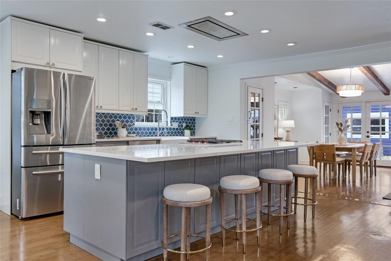 Austin, Travis, 78731, United States, 4 Bedrooms Bedrooms, ,3 BathroomsBathrooms,Residential,For Sale,2049749