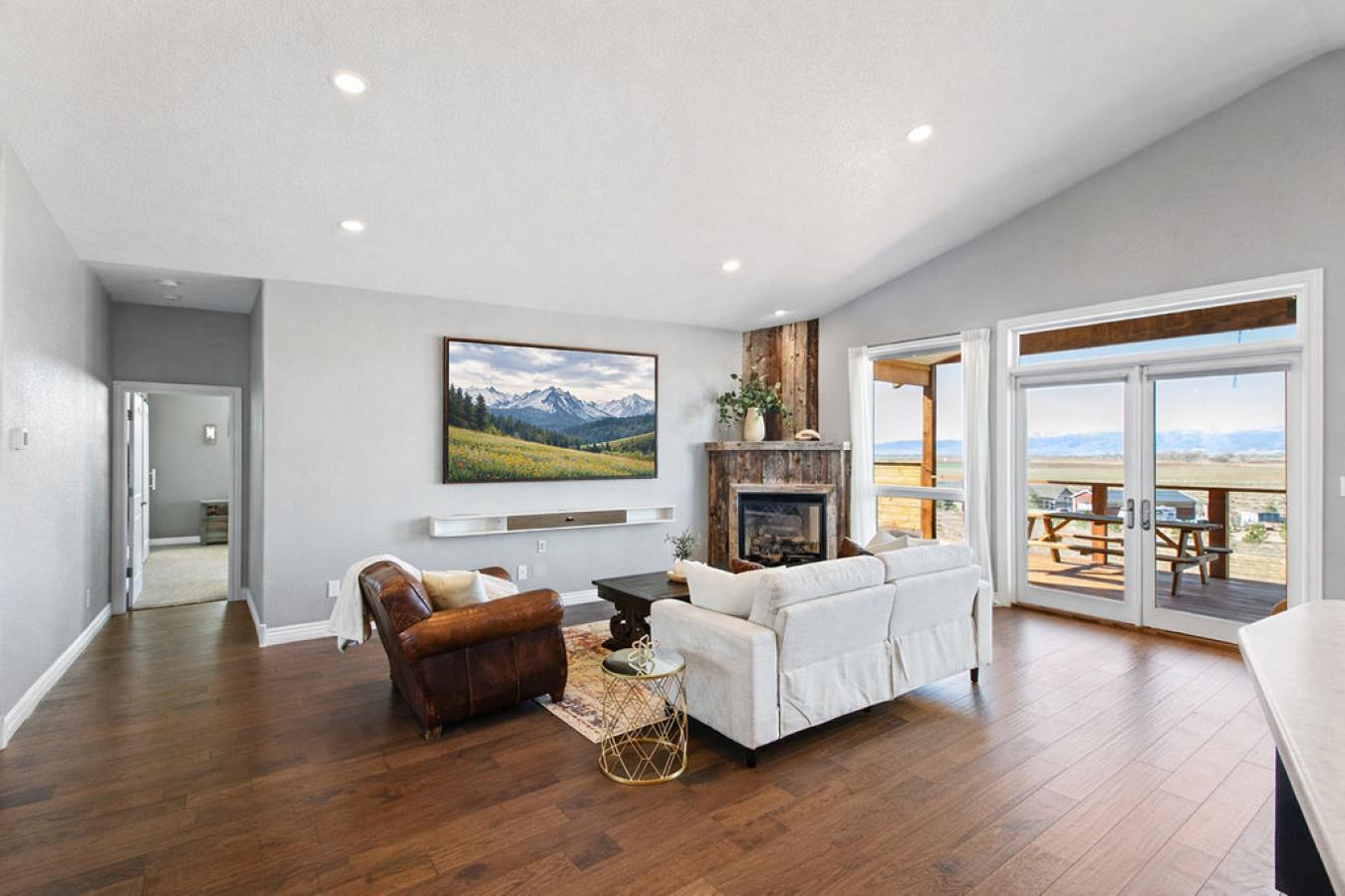 Wellington, Larimer, 80549, United States, 4 Bedrooms Bedrooms, ,3 BathroomsBathrooms,Residential,For Sale,2049747
