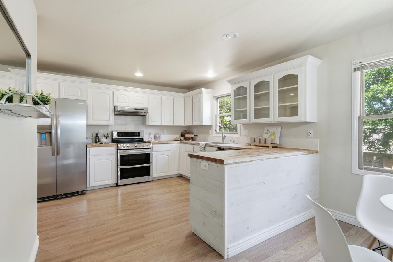 Loveland, Larimer, 80538, United States, 6 Bedrooms Bedrooms, ,1 BathroomBathrooms,Residential,For Sale,2049746