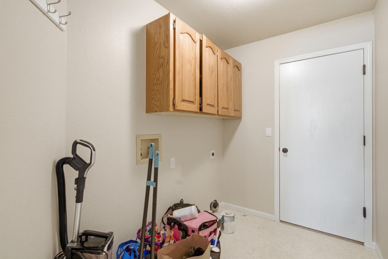Loveland, Larimer, 80538, United States, 6 Bedrooms Bedrooms, ,1 BathroomBathrooms,Residential,For Sale,2049746