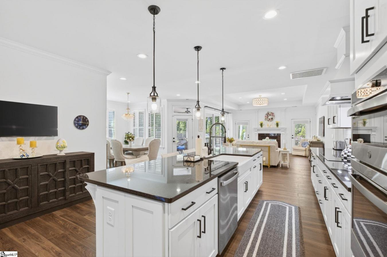 Greer, Greenville, 29650, United States, 3 Bedrooms Bedrooms, ,3 BathroomsBathrooms,Residential,For Sale,2049744