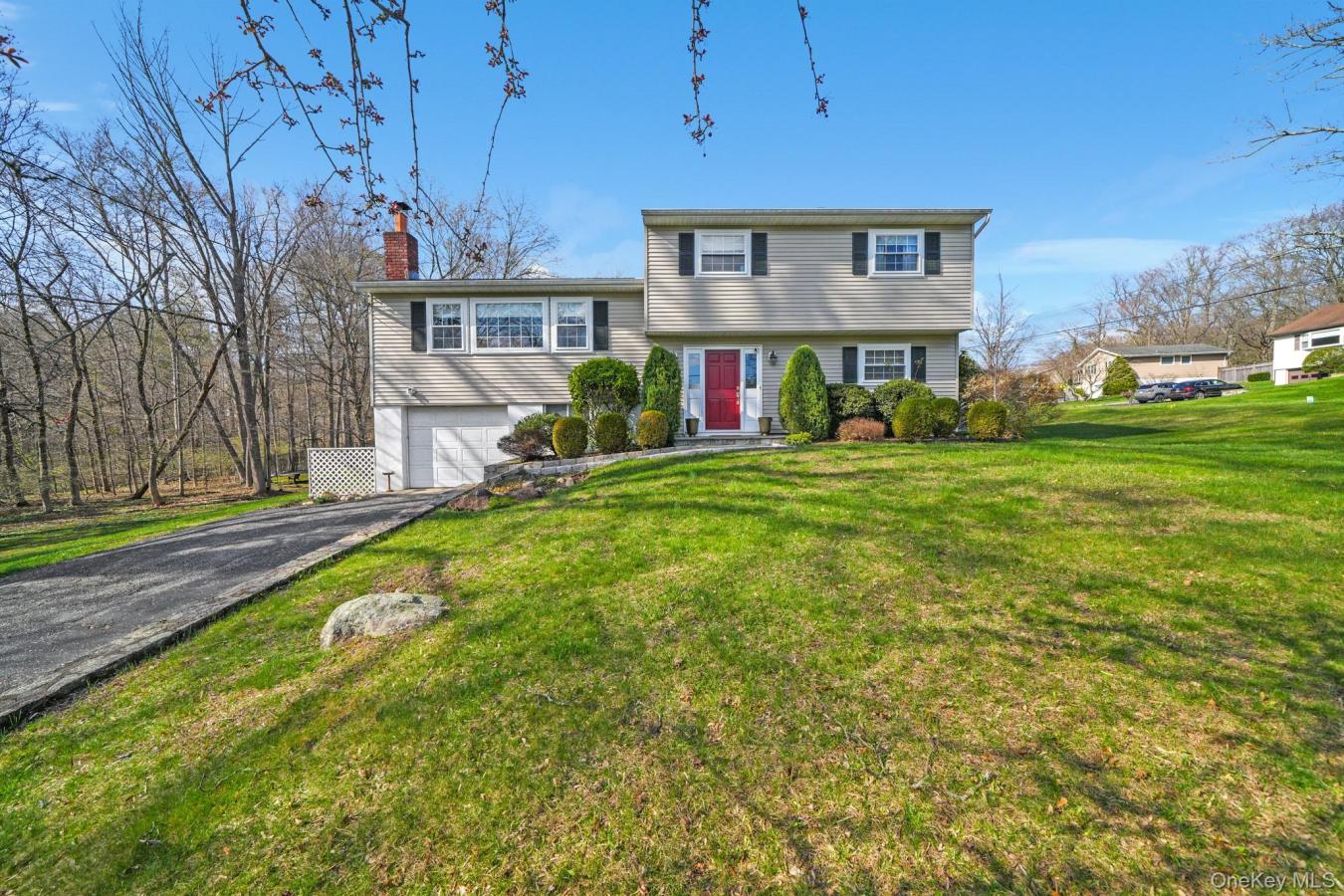 Mount Pleasant, Westchester County, 10570, United States, 3 Bedrooms Bedrooms, ,2 BathroomsBathrooms,Residential,For Sale,2049740