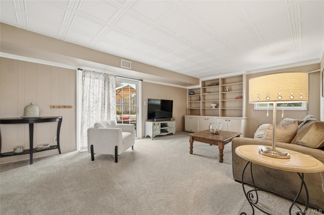 Mount Pleasant, Westchester County, 10570, United States, 3 Bedrooms Bedrooms, ,2 BathroomsBathrooms,Residential,For Sale,2049740