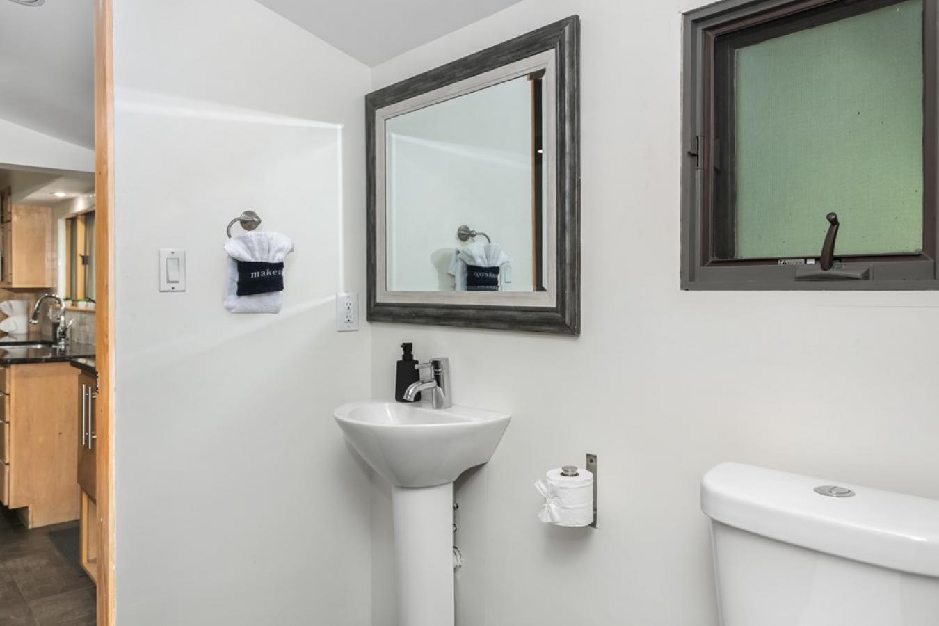 Fredericksburg, Gillespie, 78624, United States, 3 Bedrooms Bedrooms, ,3 BathroomsBathrooms,Residential,For Sale,2049739