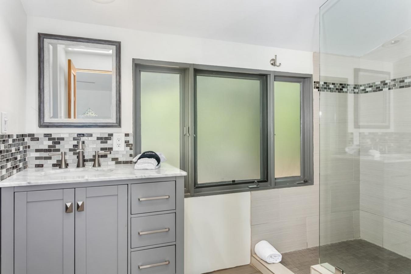 Fredericksburg, Gillespie, 78624, United States, 3 Bedrooms Bedrooms, ,3 BathroomsBathrooms,Residential,For Sale,2049739