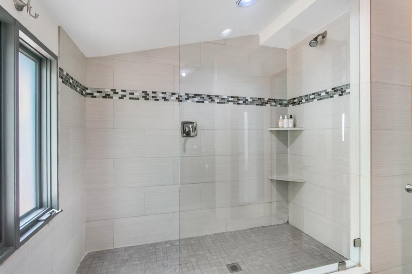 Fredericksburg, Gillespie, 78624, United States, 3 Bedrooms Bedrooms, ,3 BathroomsBathrooms,Residential,For Sale,2049739
