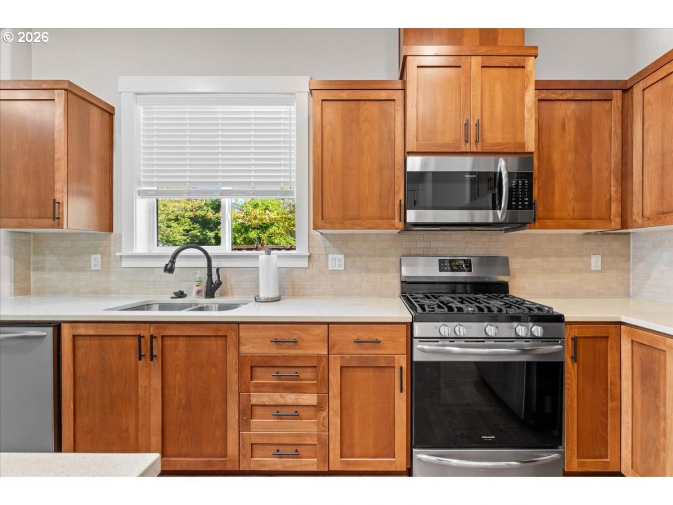 Portland, Washington, 97229, United States, 3 Bedrooms Bedrooms, ,2 BathroomsBathrooms,Residential,For Sale,2049738
