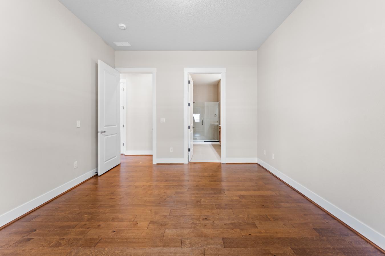 Portland, Washington, 97229, United States, 3 Bedrooms Bedrooms, ,2 BathroomsBathrooms,Residential,For Sale,2049738