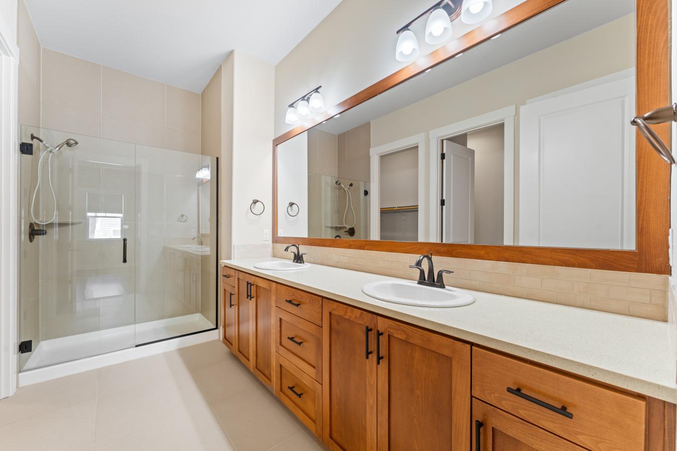 Portland, Washington, 97229, United States, 3 Bedrooms Bedrooms, ,2 BathroomsBathrooms,Residential,For Sale,2049738