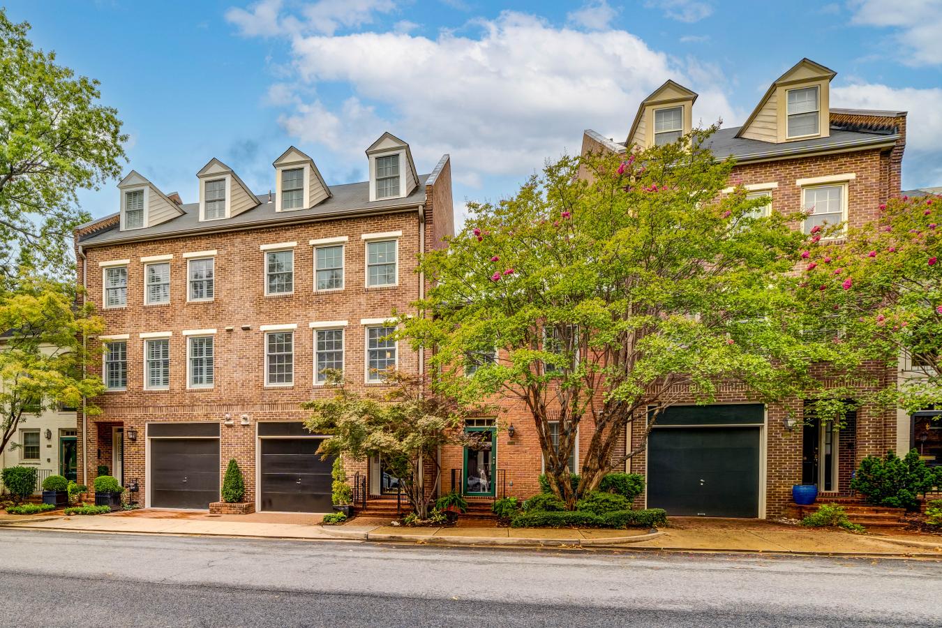 1114 N Pitt St, Alexandria, VA, 22314, United States, 4 Bedrooms Bedrooms, ,4 BathroomsBathrooms,Residential,For Sale,1114 N Pitt St,1160675
