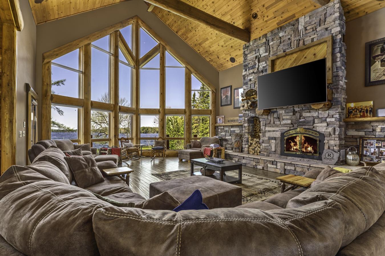 Three Lakes, Oneida, 54562, United States, 8 Bedrooms Bedrooms, ,4 BathroomsBathrooms,Residential,For Sale,2049733