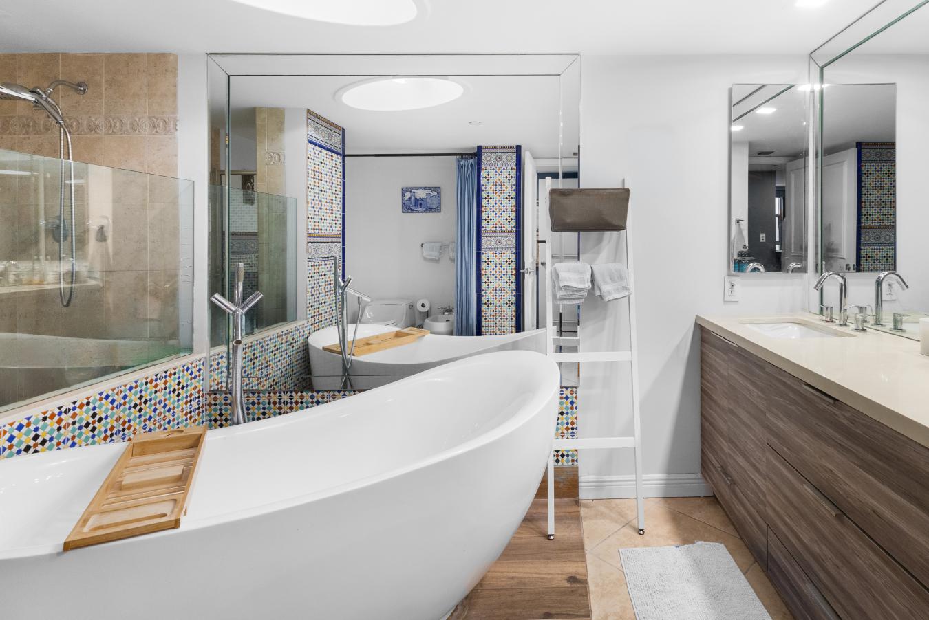 Beautifully updated oversized corner residence featuring an open-conce – image 14