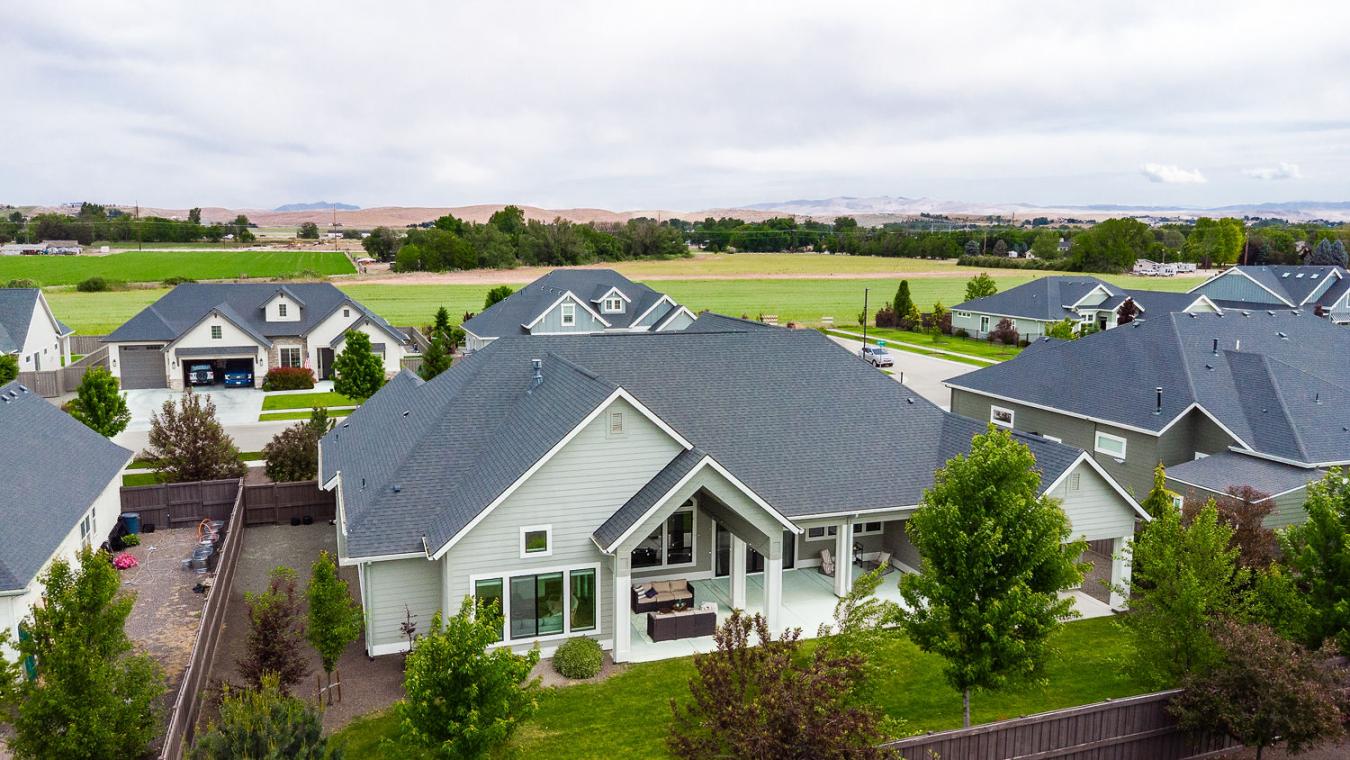 Eagle, Ada, 83616, United States, 4 Bedrooms Bedrooms, ,3 BathroomsBathrooms,Residential,For Sale,2049731