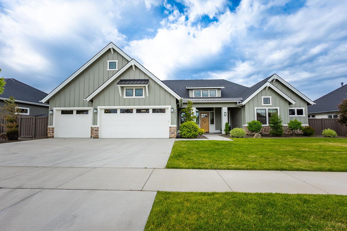 Eagle, Ada, 83616, United States, 4 Bedrooms Bedrooms, ,3 BathroomsBathrooms,Residential,For Sale,2049731