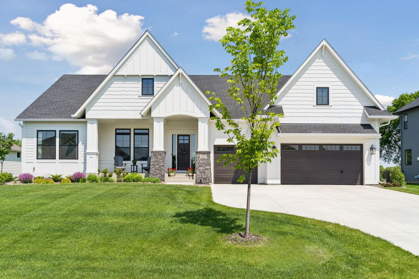 Lake Elmo, Washington, 55042, United States, 4 Bedrooms Bedrooms, ,4 BathroomsBathrooms,Residential,For Sale,2049730