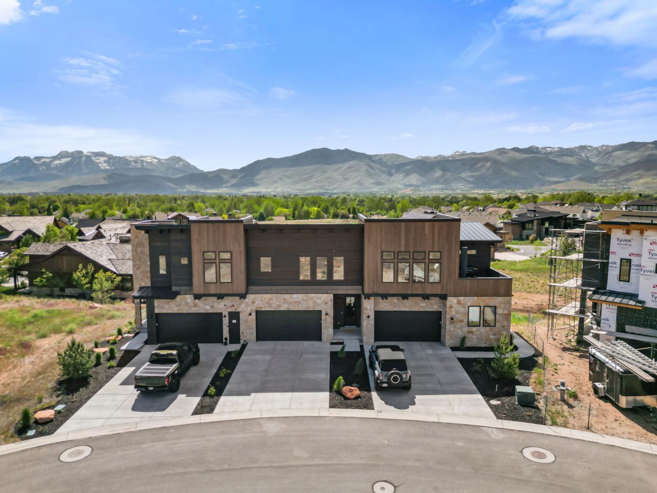 Heber City, Utah, 84032, United States, 3 Bedrooms Bedrooms, ,3 BathroomsBathrooms,Residential,For Sale,2049726