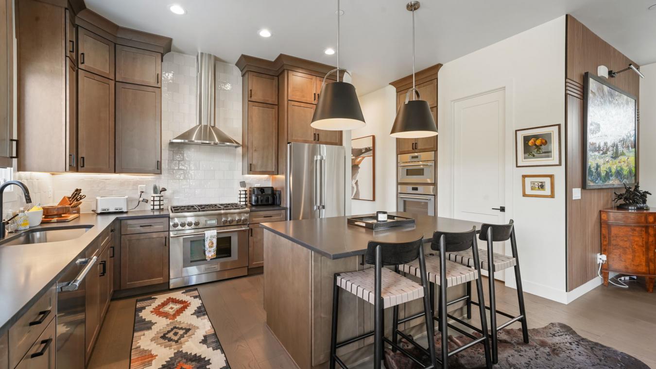 Heber City, Utah, 84032, United States, 3 Bedrooms Bedrooms, ,3 BathroomsBathrooms,Residential,For Sale,2049726