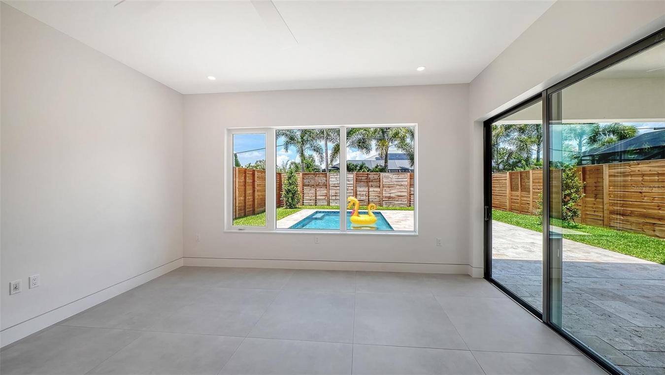 Sarasota, Sarasota, 34231, United States, 4 Bedrooms Bedrooms, ,3 BathroomsBathrooms,Residential,For Sale,2049727