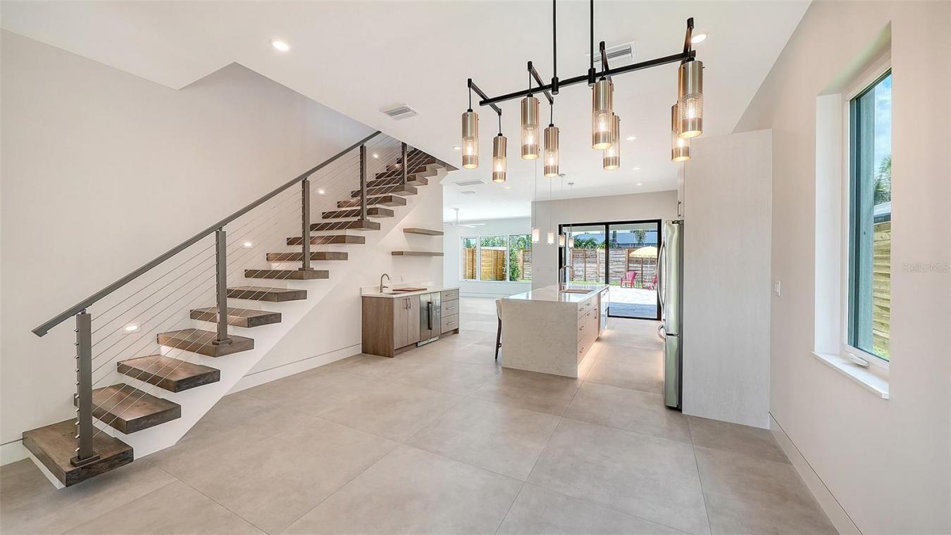 Sarasota, Sarasota, 34231, United States, 4 Bedrooms Bedrooms, ,3 BathroomsBathrooms,Residential,For Sale,2049727