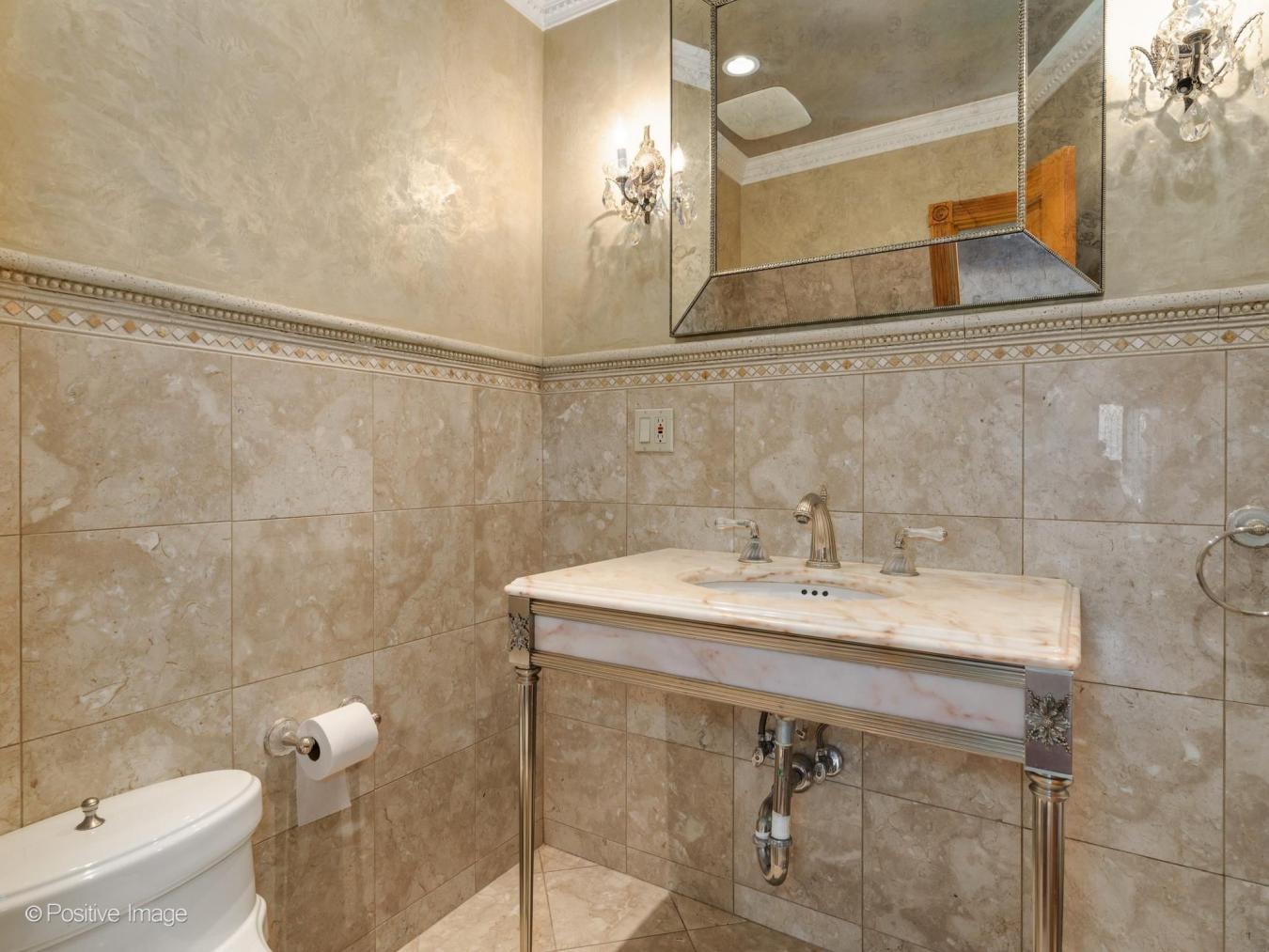 Lincolnwood, Illinois, 60712, United States, 7 Bedrooms Bedrooms, ,4 BathroomsBathrooms,Residential,For Sale,2049724