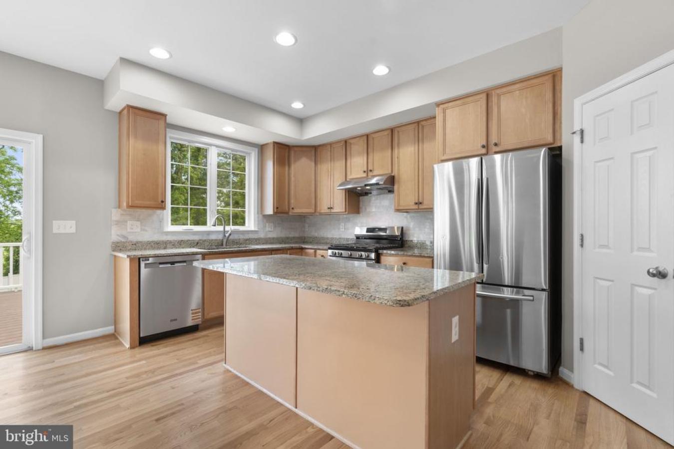 Ellicott City, HOWARD-MD, 21042, United States, 5 Bedrooms Bedrooms, ,4 BathroomsBathrooms,Residential,For Sale,2049722