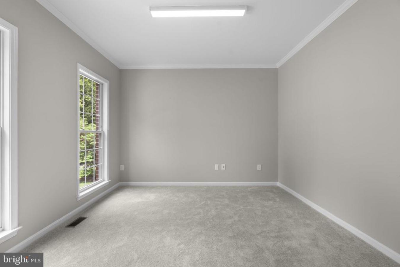 Ellicott City, HOWARD-MD, 21042, United States, 5 Bedrooms Bedrooms, ,4 BathroomsBathrooms,Residential,For Sale,2049722