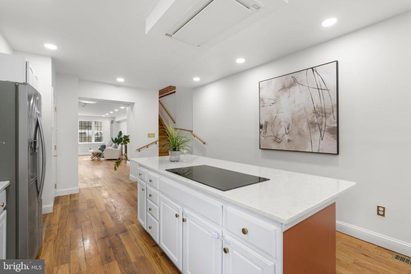 BALTIMORE, BALTIMORE CITY-MD, 21231, United States, 5 Bedrooms Bedrooms, ,4 BathroomsBathrooms,Residential,For Sale,2049723