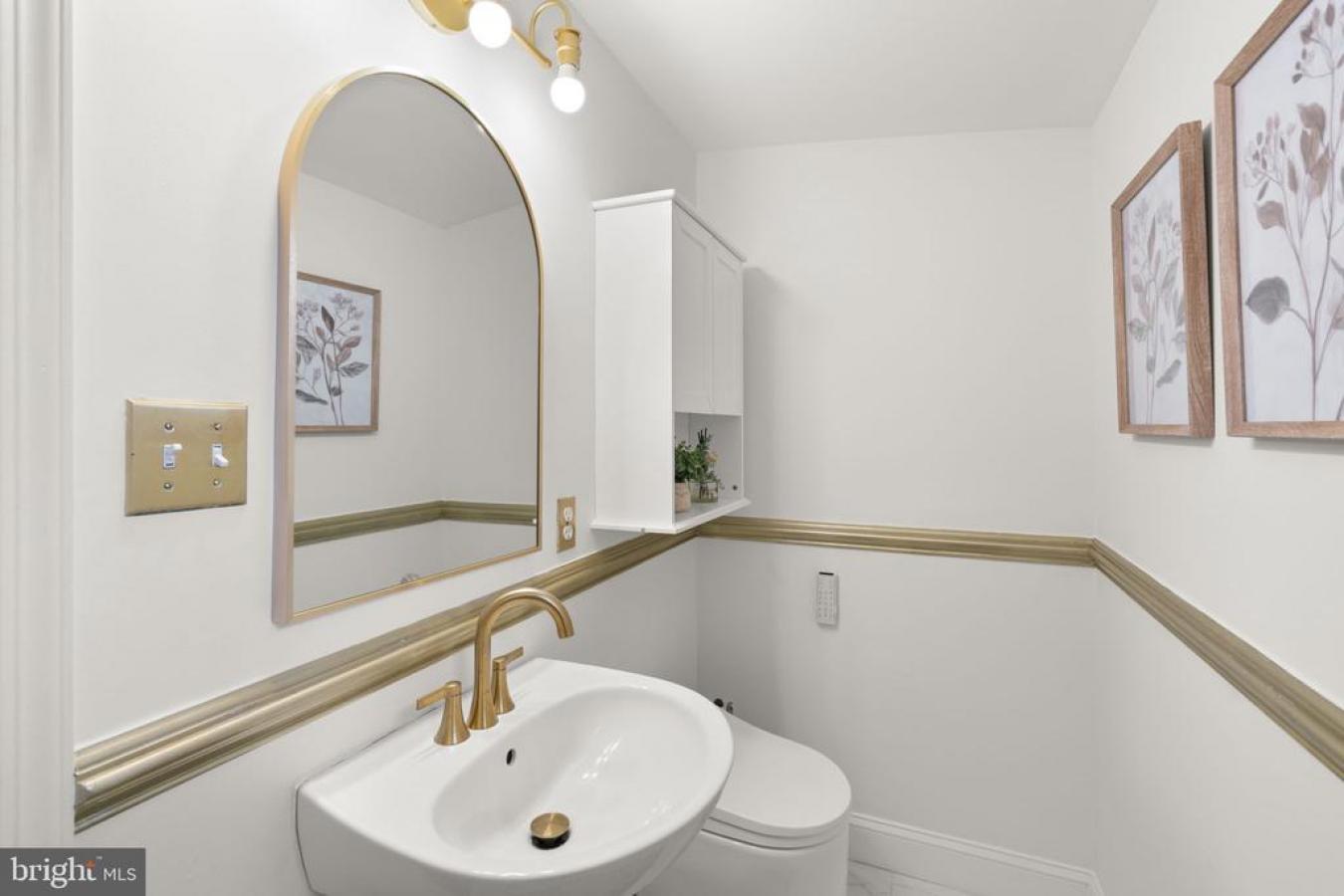 BALTIMORE, BALTIMORE CITY-MD, 21231, United States, 5 Bedrooms Bedrooms, ,4 BathroomsBathrooms,Residential,For Sale,2049723