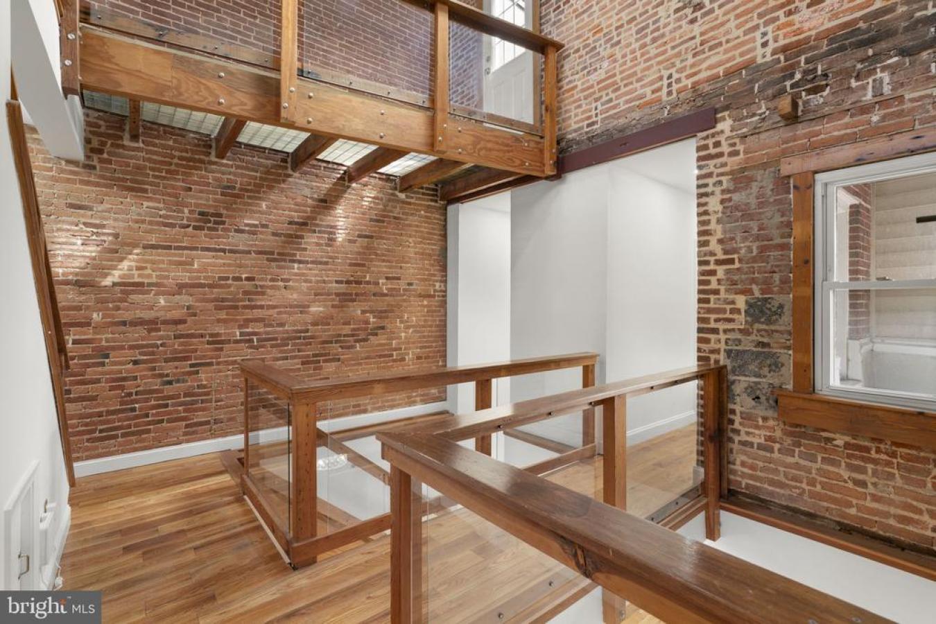 BALTIMORE, BALTIMORE CITY-MD, 21231, United States, 5 Bedrooms Bedrooms, ,4 BathroomsBathrooms,Residential,For Sale,2049723