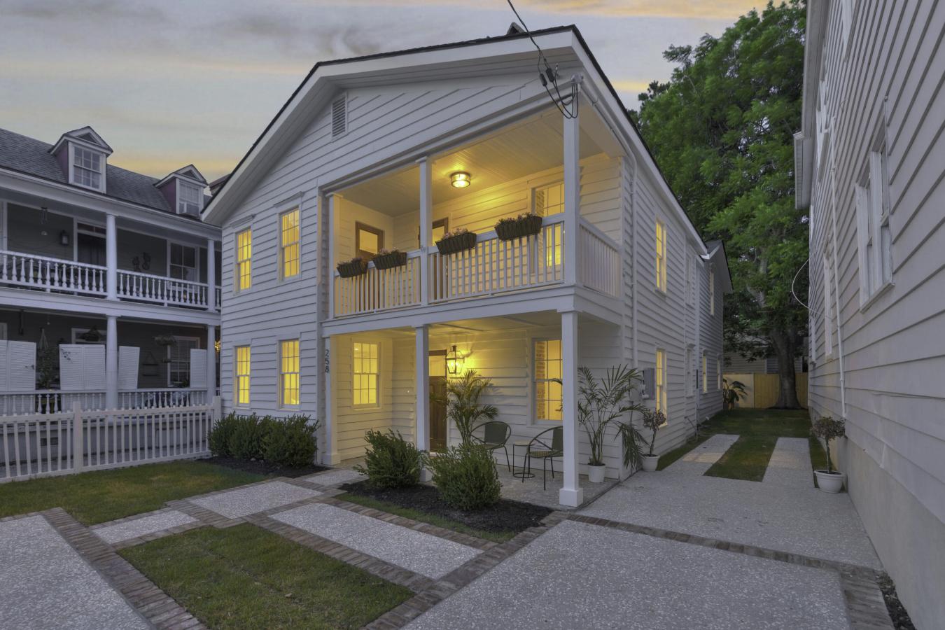 Charleston, Charleston, 29403, United States, ,Residential,For Sale,2049721
