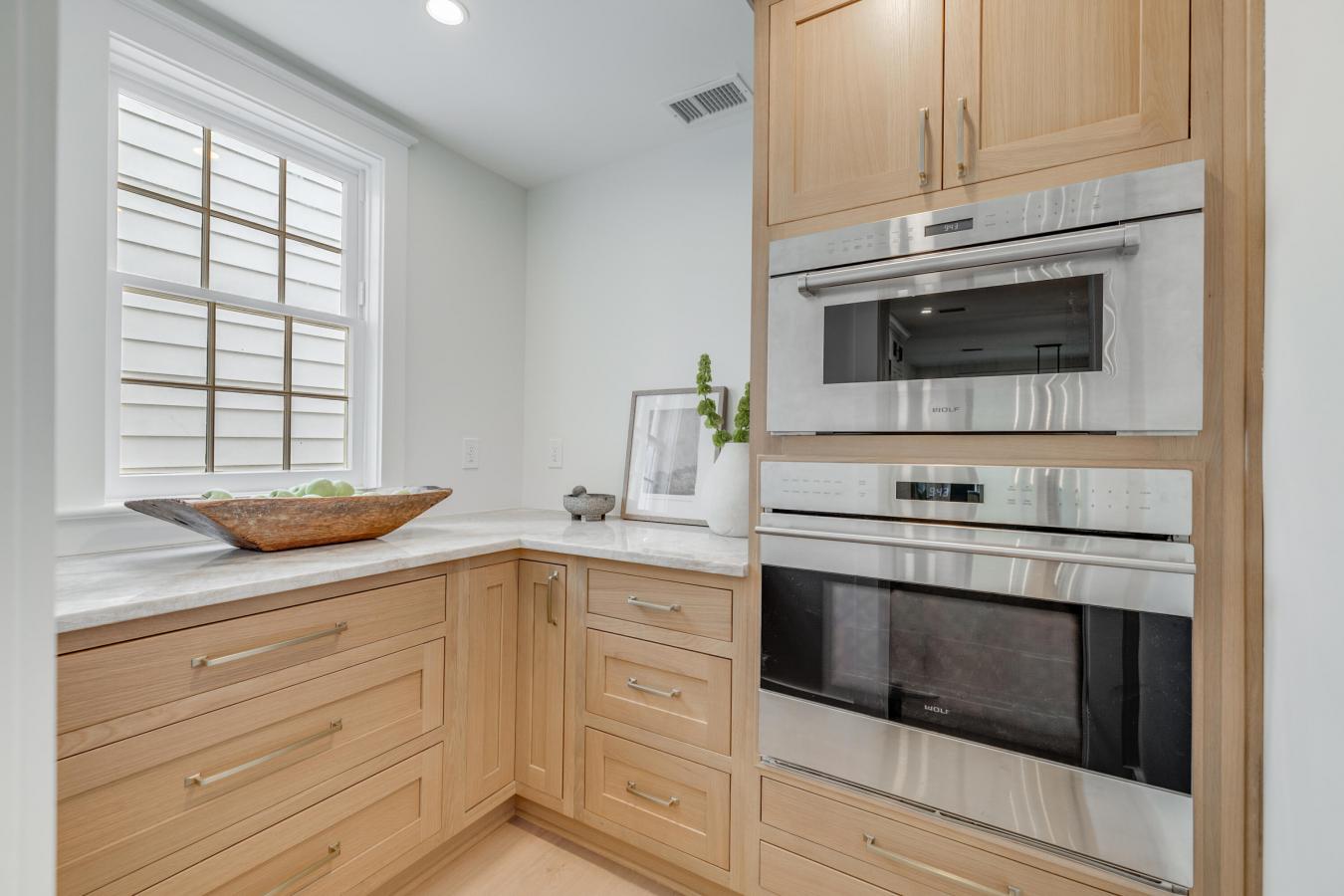 Charleston, Charleston, 29403, United States, ,Residential,For Sale,2049721