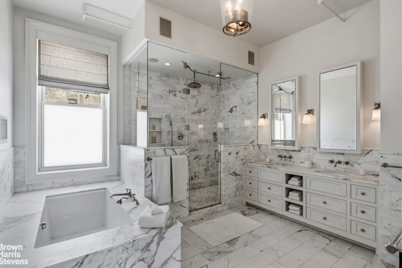 Soho, New York, 10012, United States, 3 Bedrooms Bedrooms, ,3 BathroomsBathrooms,Residential,For Sale,2049720