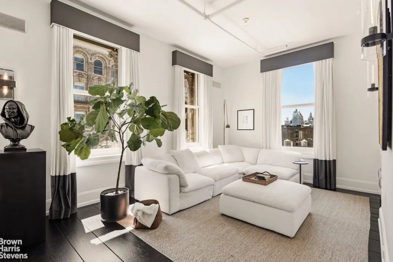 Soho, New York, 10012, United States, 3 Bedrooms Bedrooms, ,3 BathroomsBathrooms,Residential,For Sale,2049720