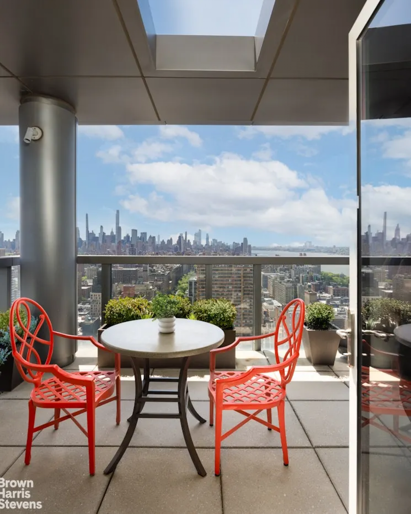 New York, New York, 10025, United States, 6 Bedrooms Bedrooms, ,6 BathroomsBathrooms,Residential,For Sale,2049718