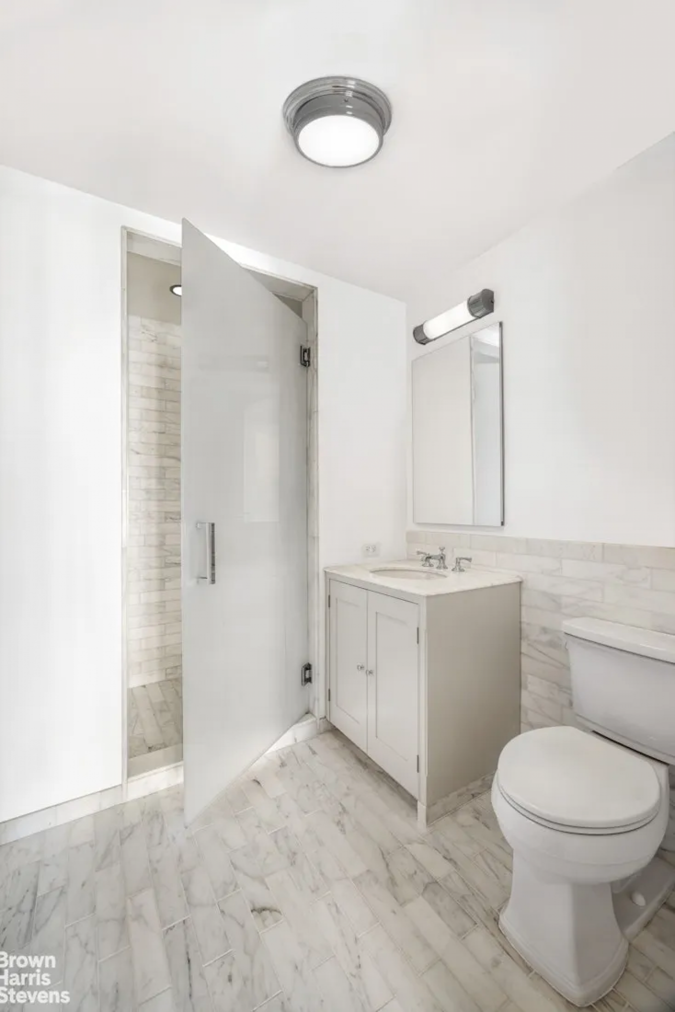 New York, New York, 10075, United States, 4 Bedrooms Bedrooms, ,4 BathroomsBathrooms,Residential,For Sale,2049719
