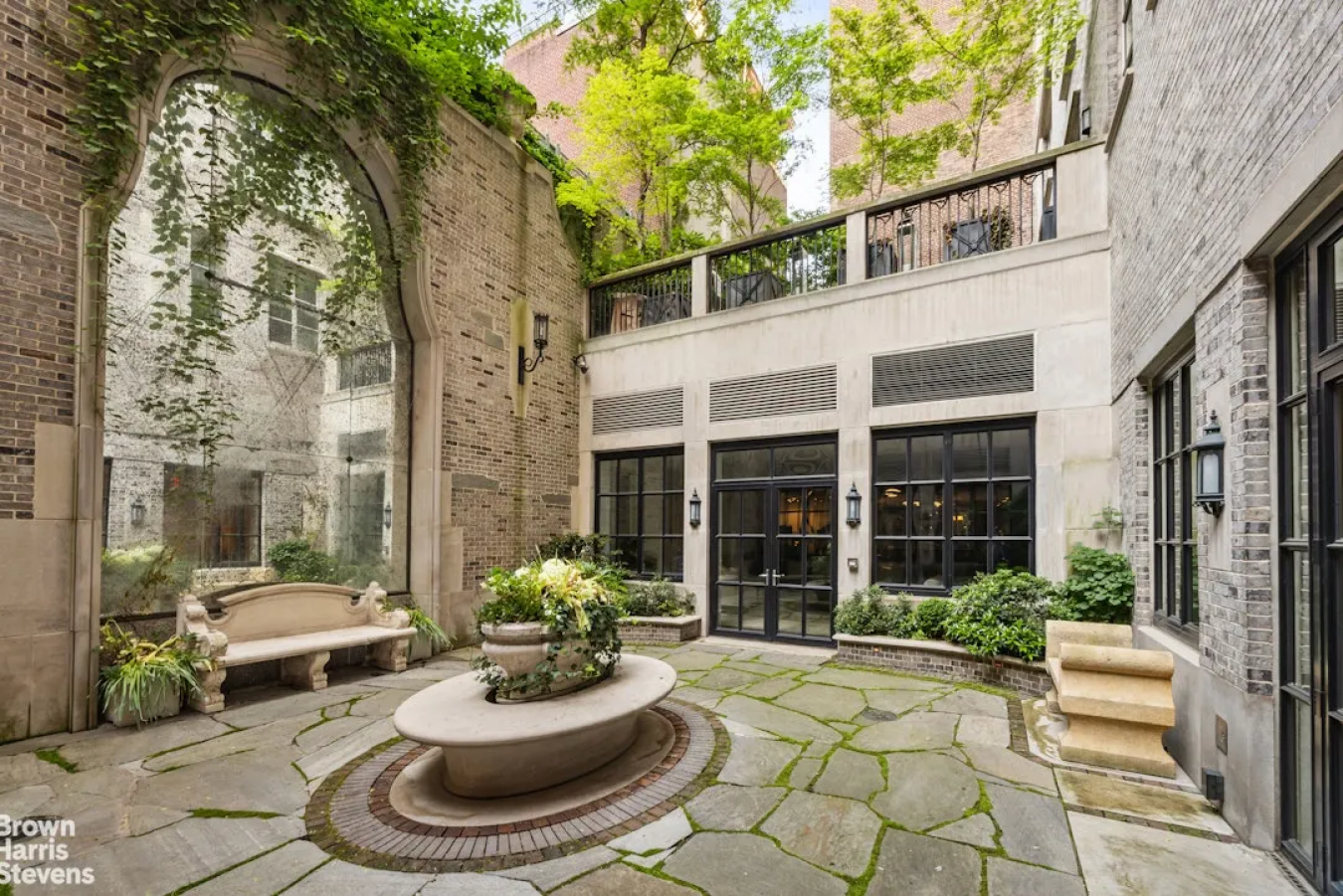 New York, New York, 10075, United States, 4 Bedrooms Bedrooms, ,4 BathroomsBathrooms,Residential,For Sale,2049719